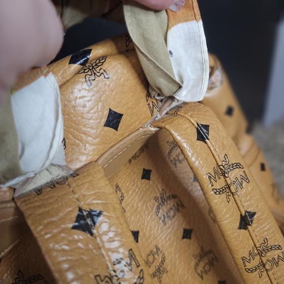 MCM Backpack With Scarf AUTHENTIC - Picture 9 of 16